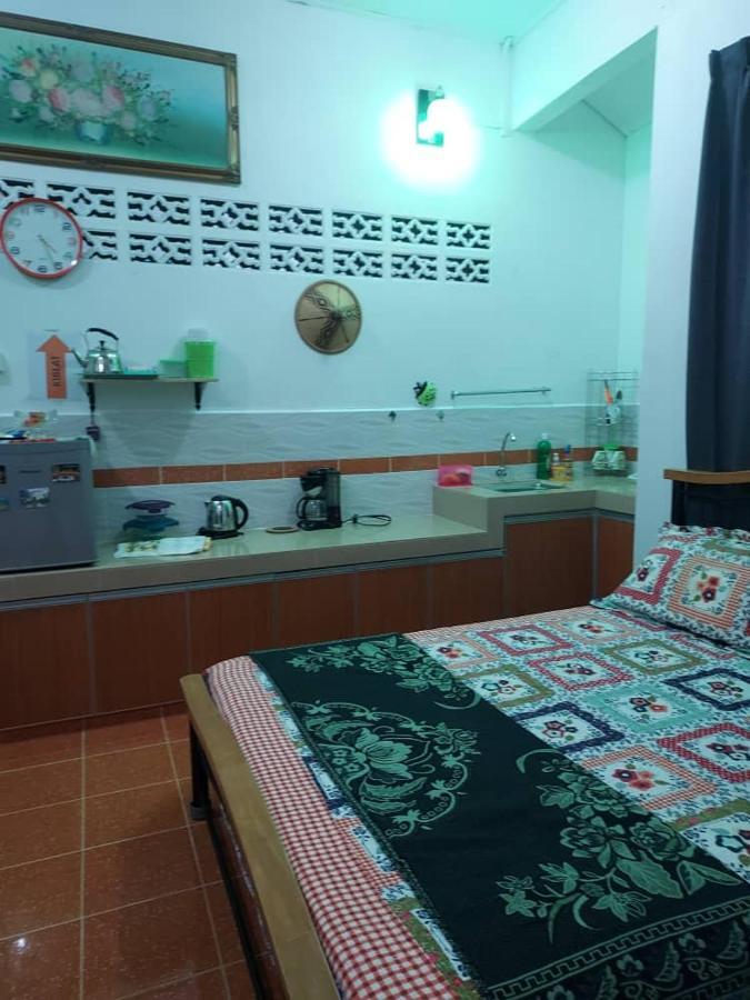 Room 345 Kota Bharu Esterno foto